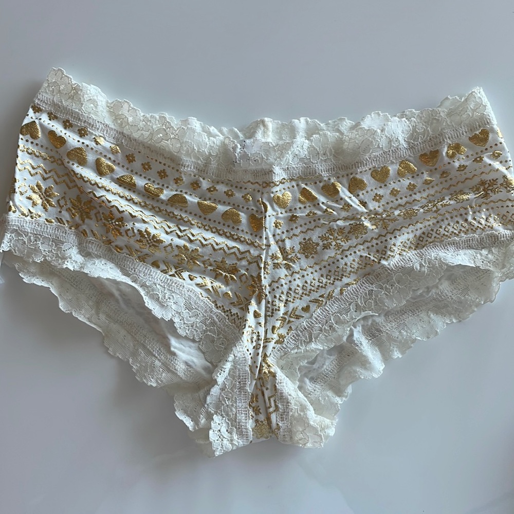 Hanky panky hipster